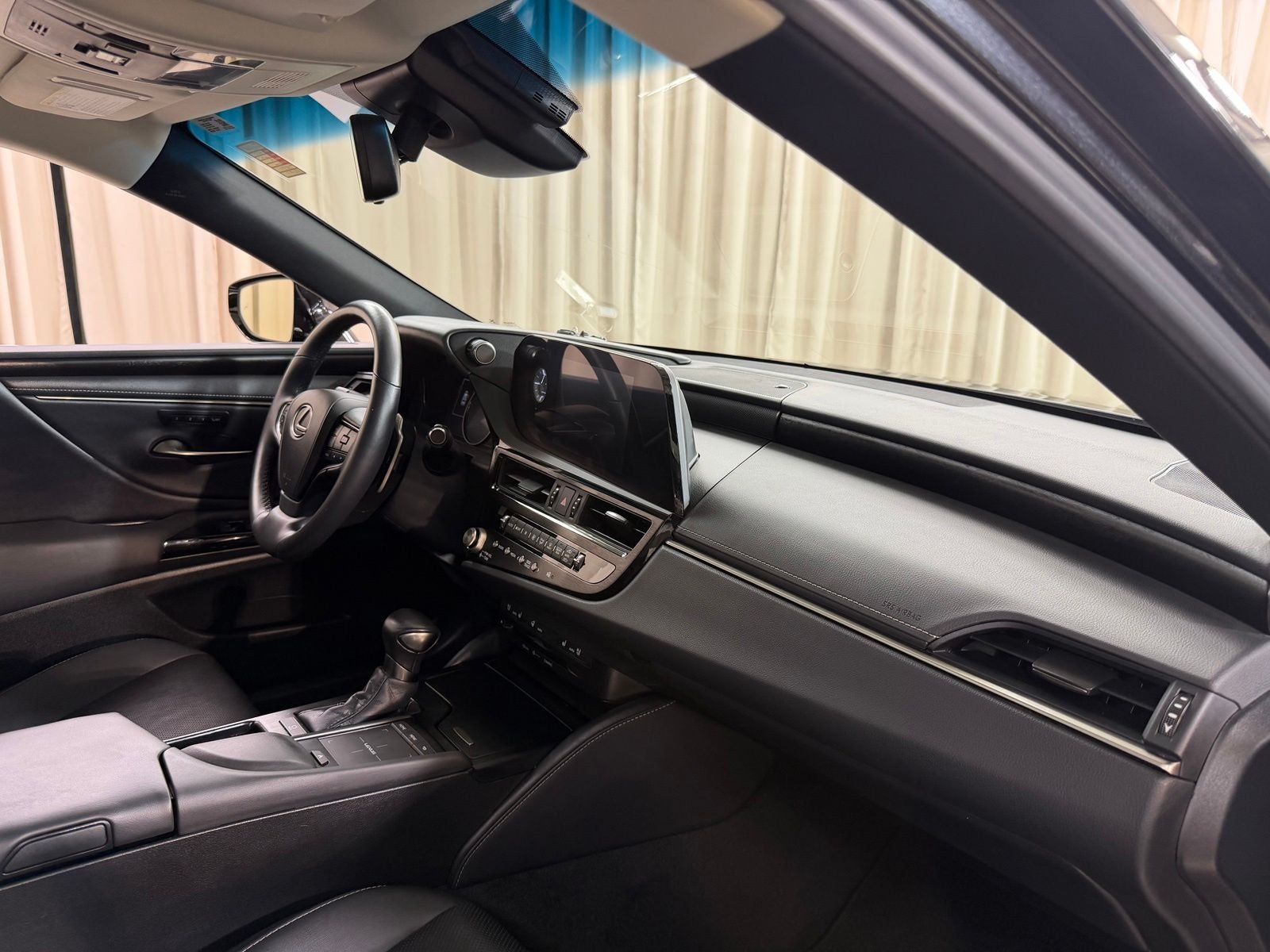 2022 Lexus ES 350