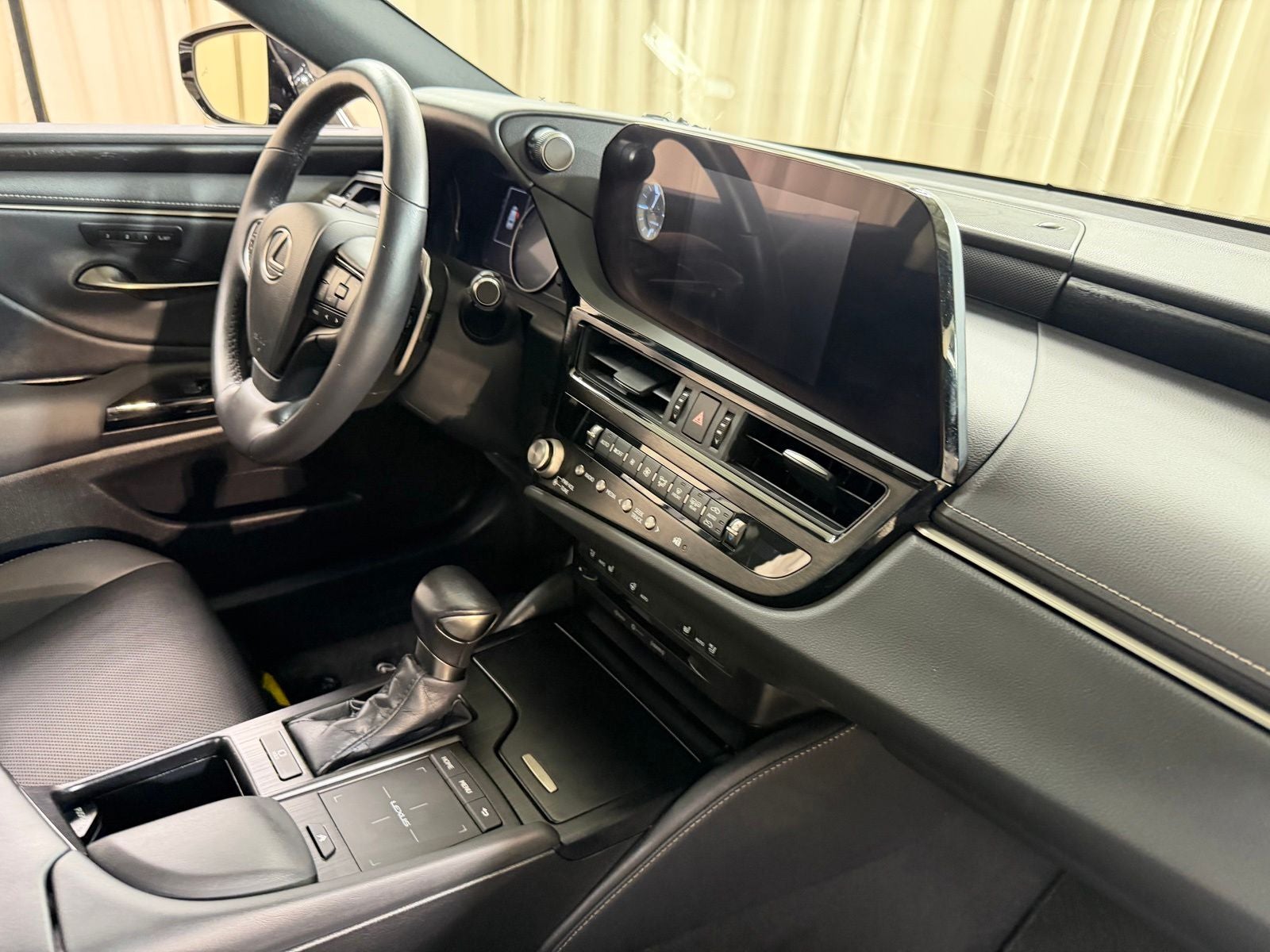 2022 Lexus ES 350