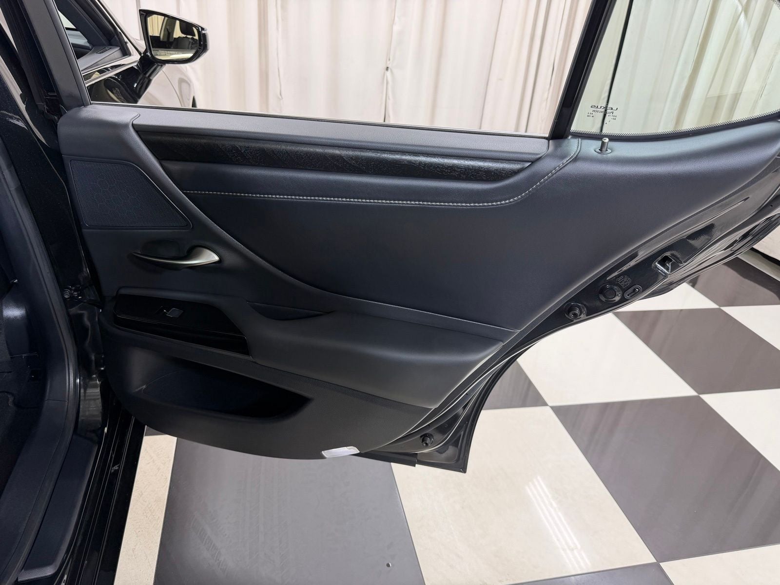 2022 Lexus ES 350