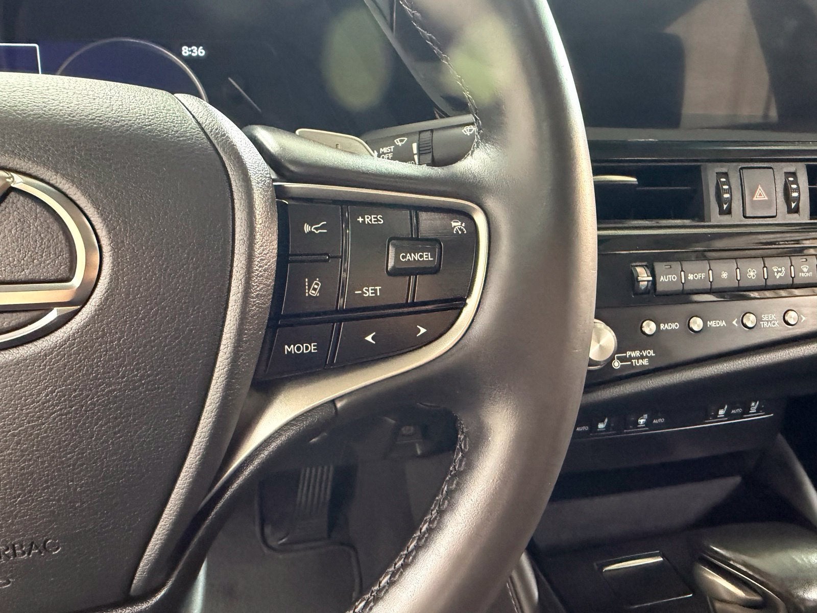 2024 Lexus ES 350