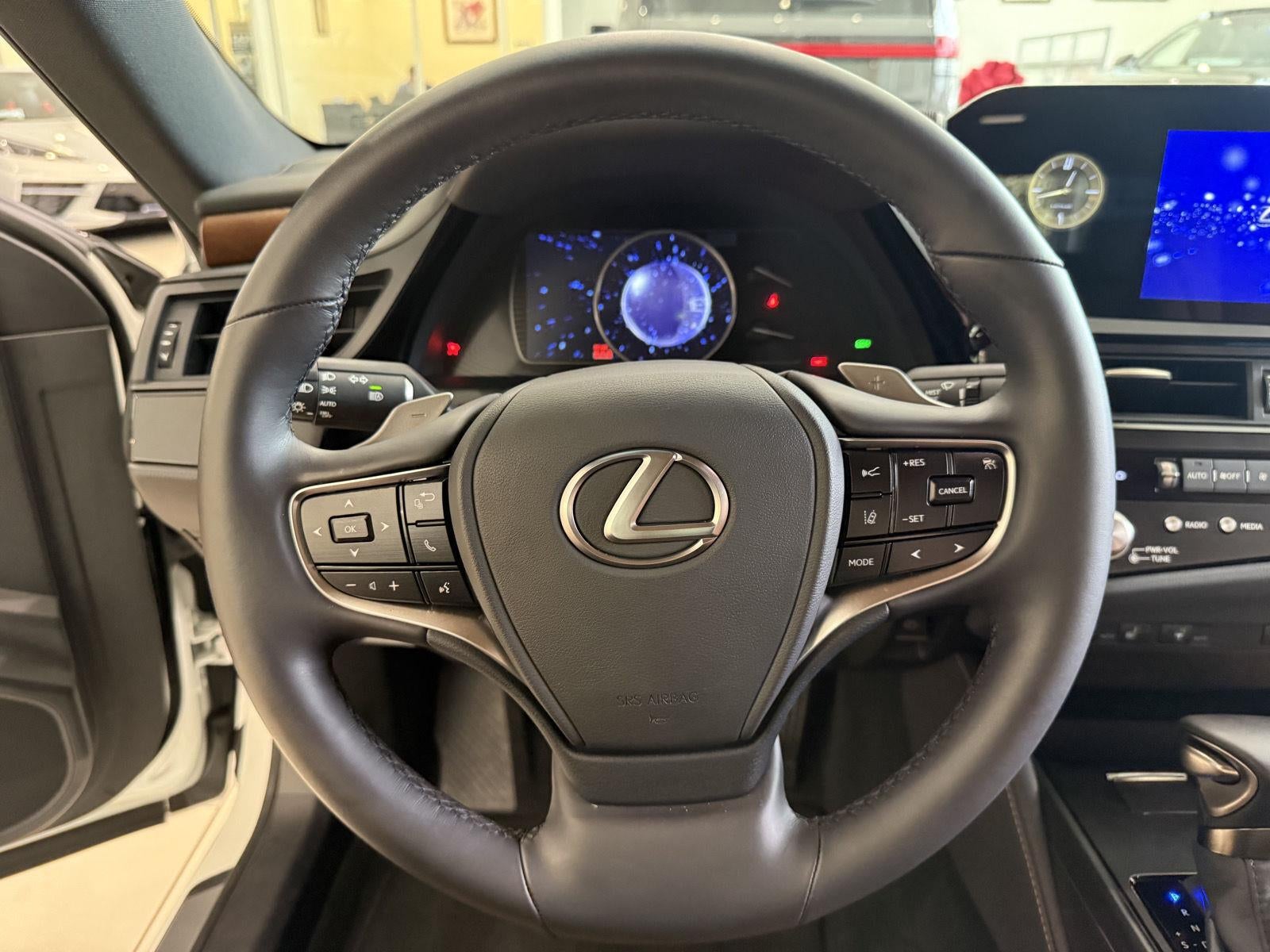 2025 Lexus Es ES 350
