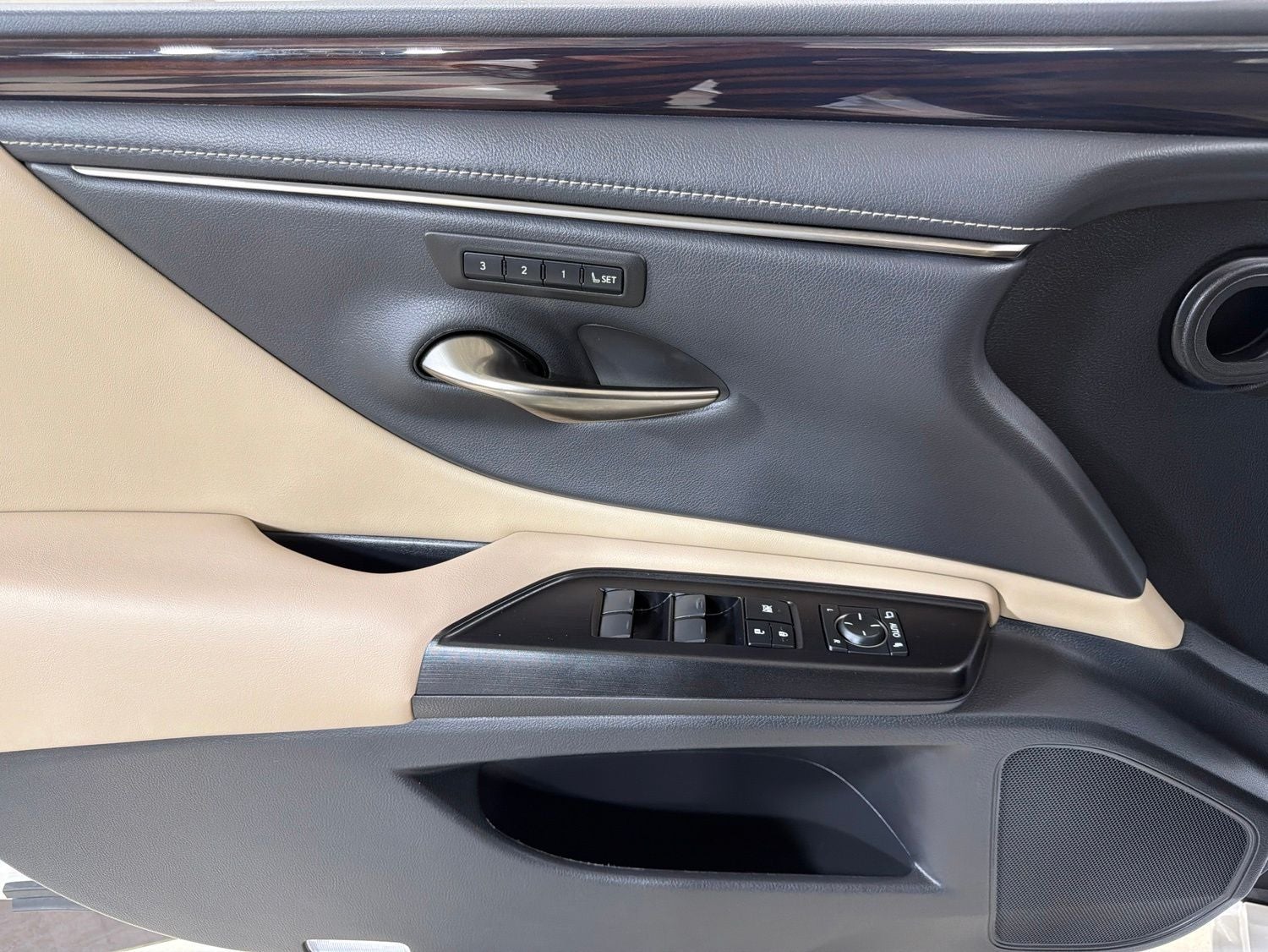 2020 Lexus ES 350