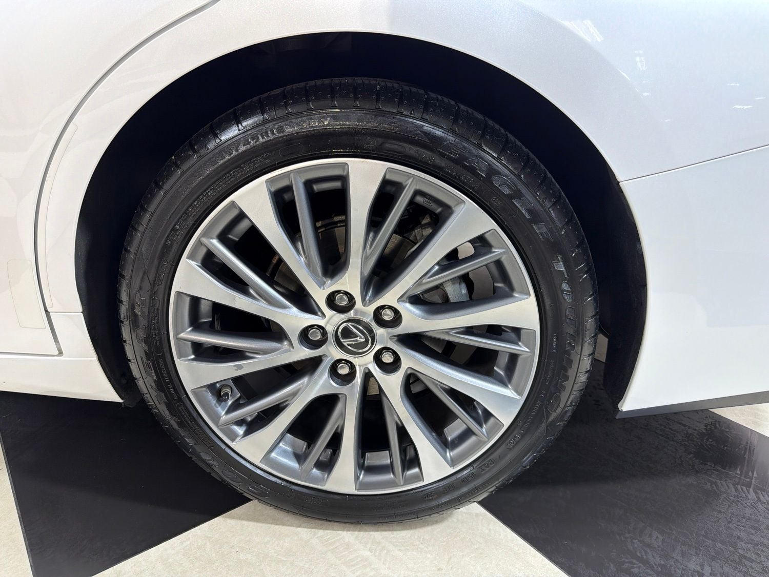 2020 Lexus ES 350