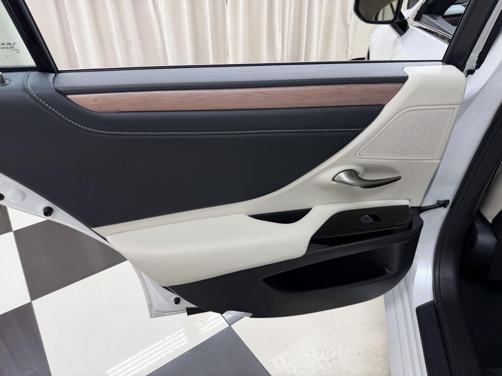 2025 Lexus Es ES 350