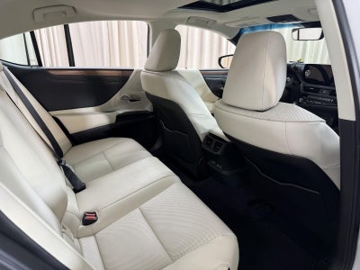 2025 Lexus Es ES 350