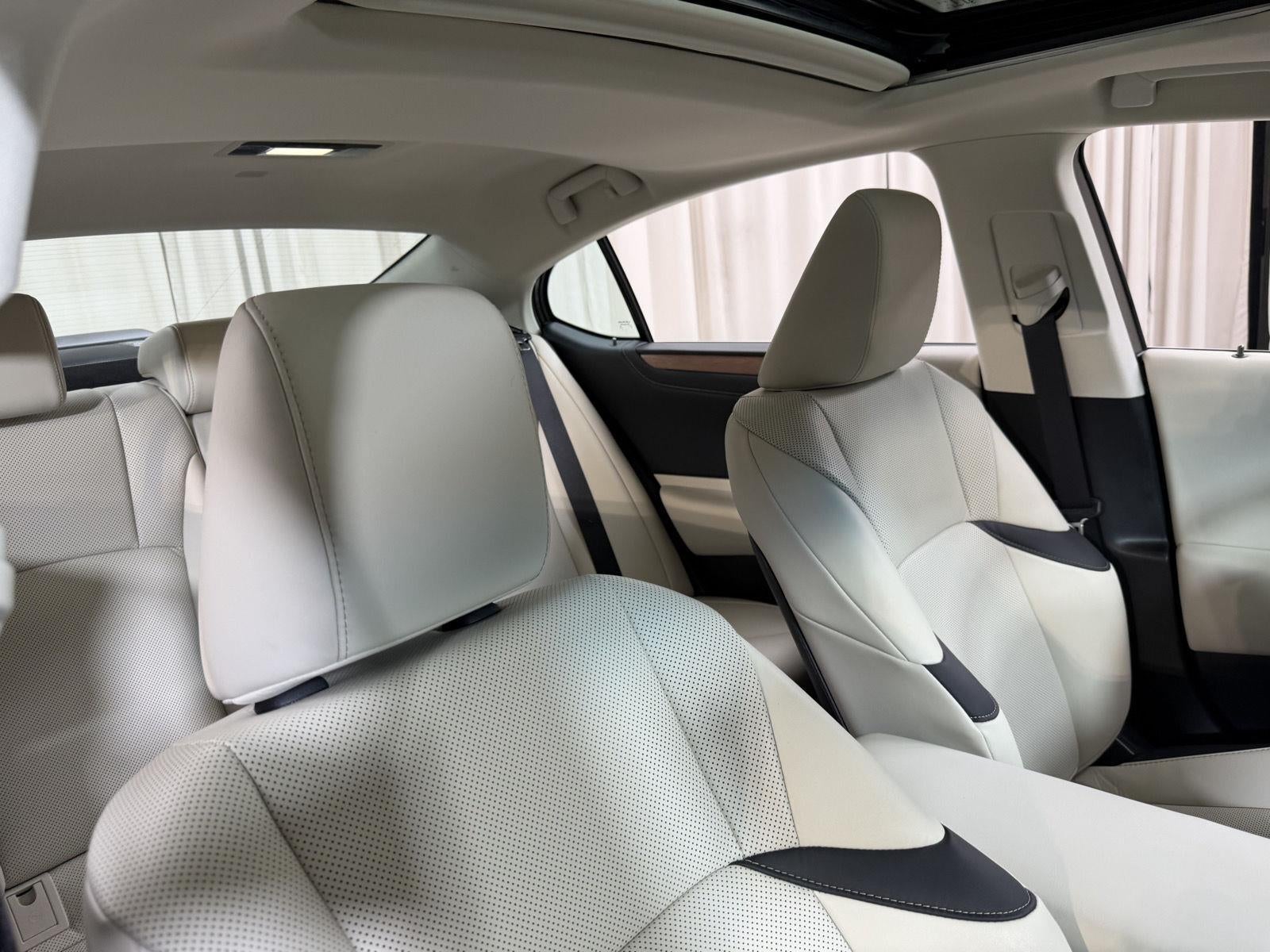 2025 Lexus Es ES 350