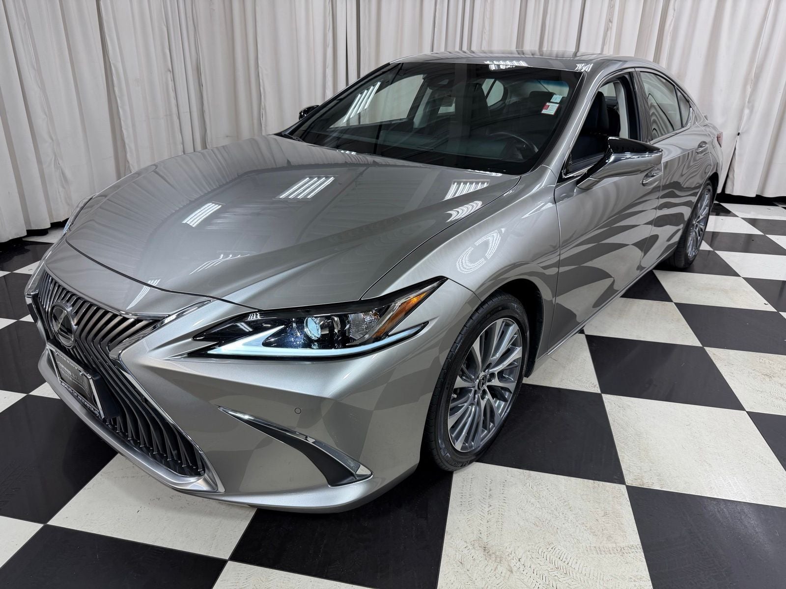 2021 Lexus ES 350
