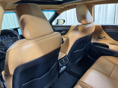 2024 Lexus ES 350
