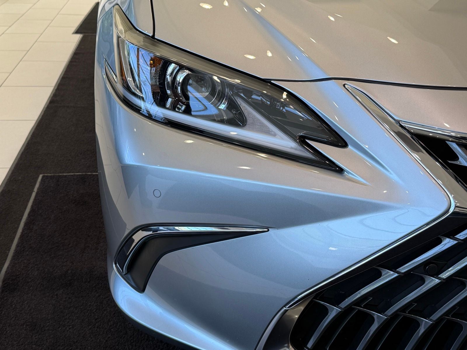 2024 Lexus ES 350