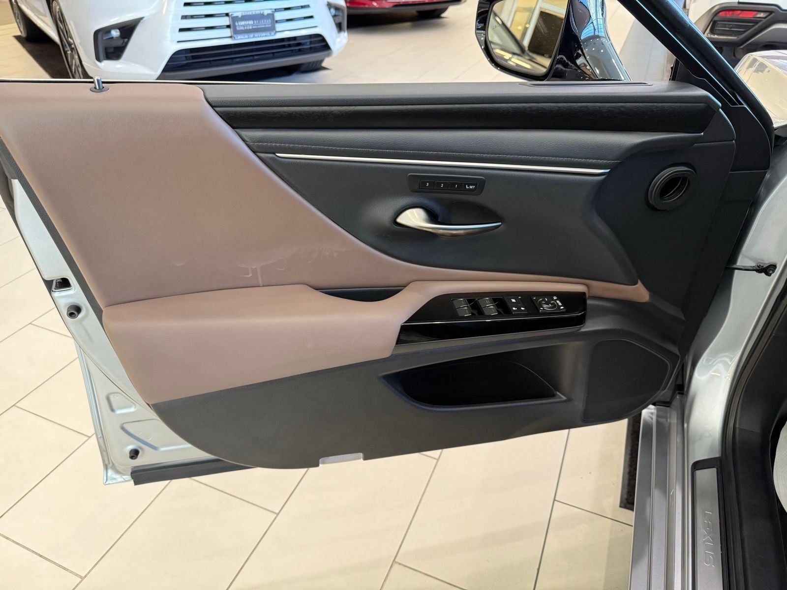 2024 Lexus ES 350