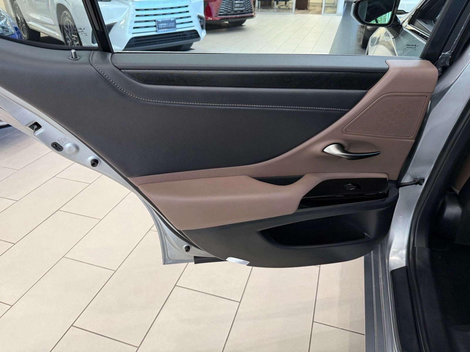 2024 Lexus ES 350