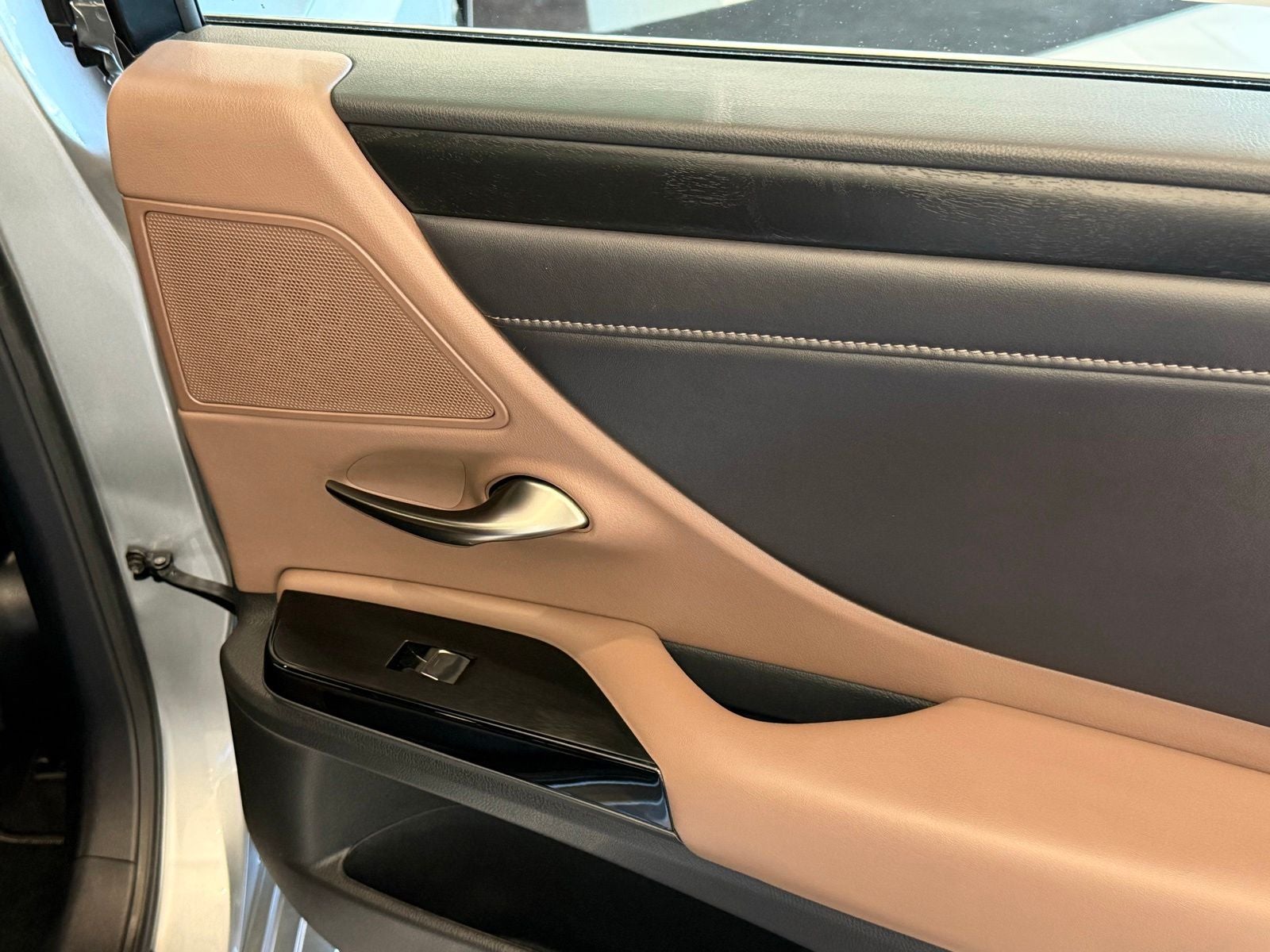 2024 Lexus ES 350