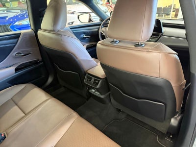 2024 Lexus ES 350