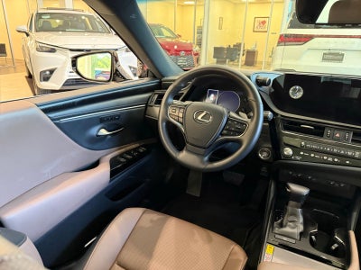 2024 Lexus ES 350