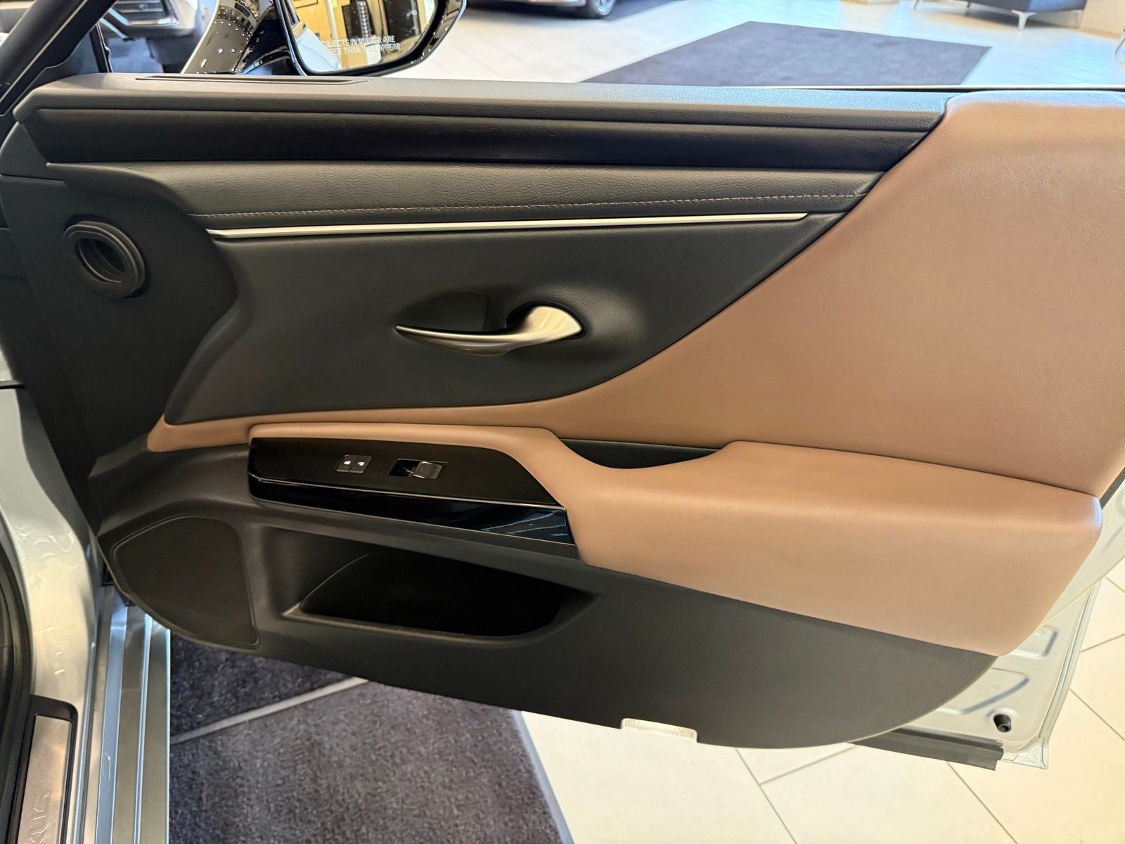2024 Lexus ES 350