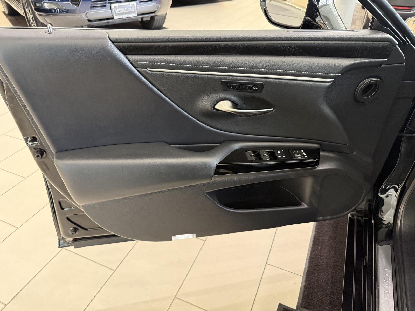 2024 Lexus ES ES 350