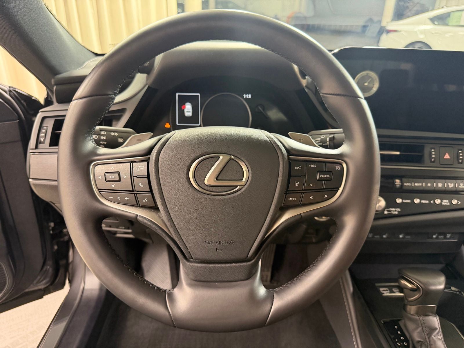 2025 Lexus ES 350