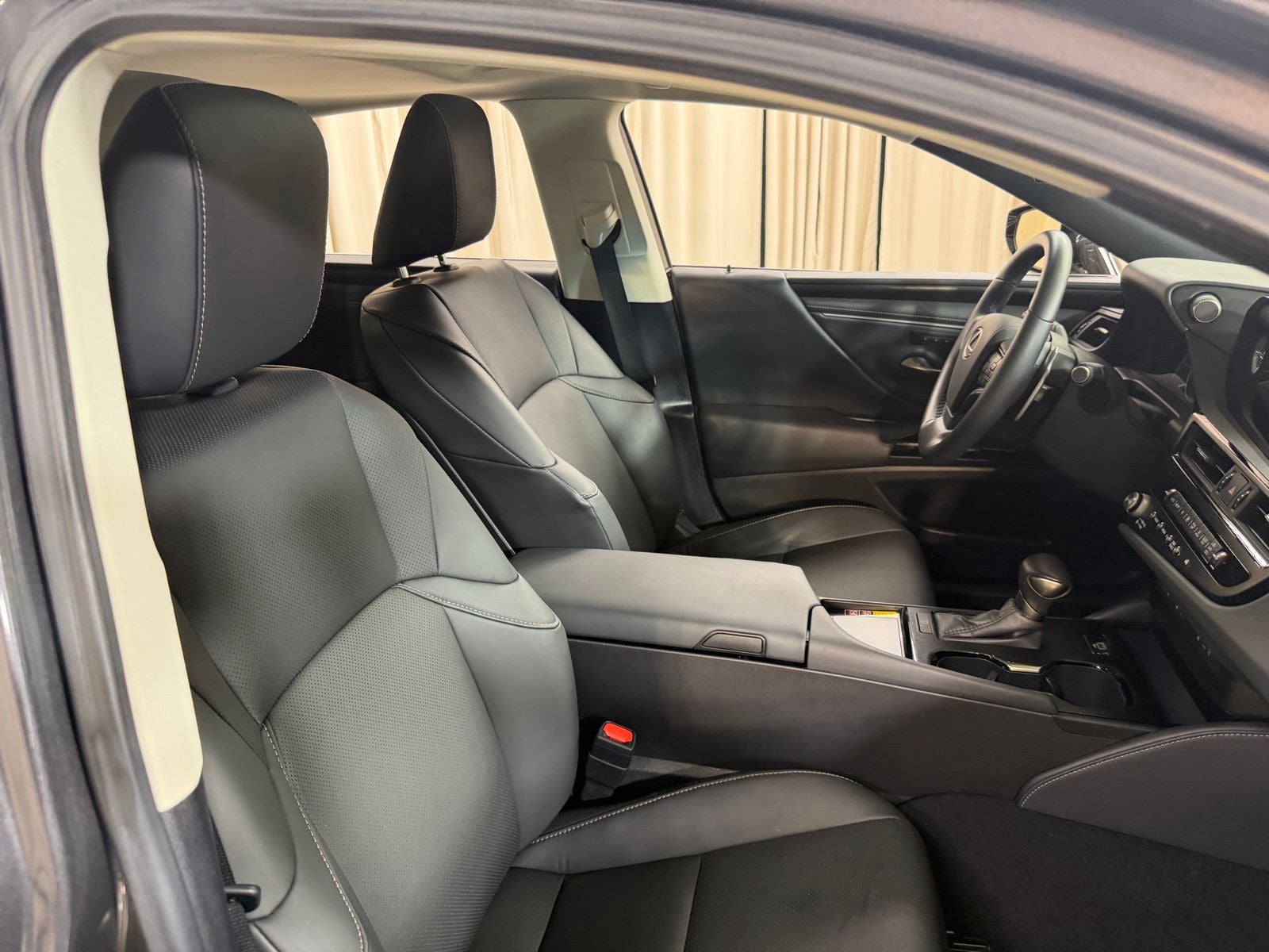 2025 Lexus ES 350