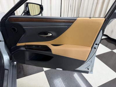 2025 Lexus Es ES 350