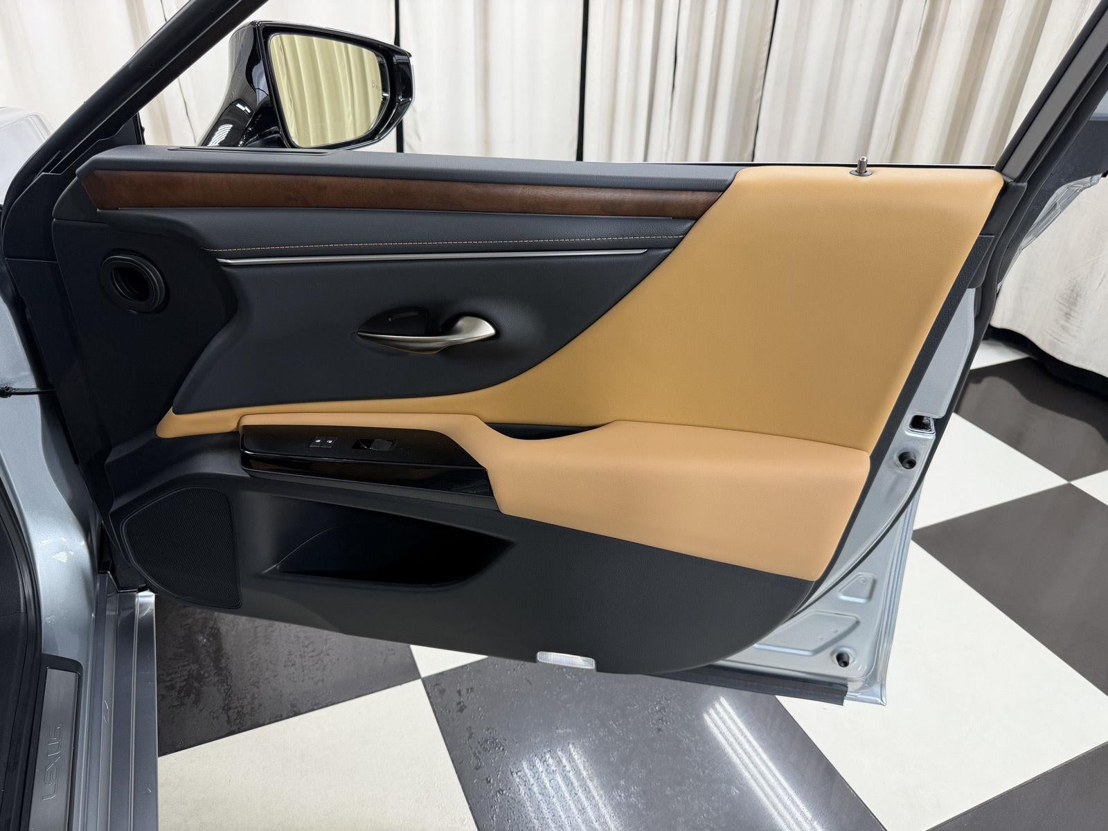 2025 Lexus Es ES 350