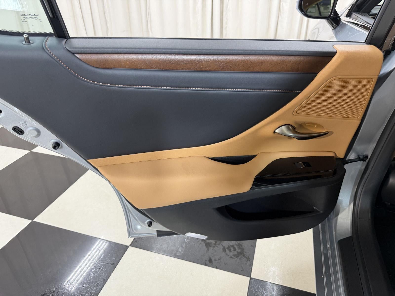 2025 Lexus Es ES 350