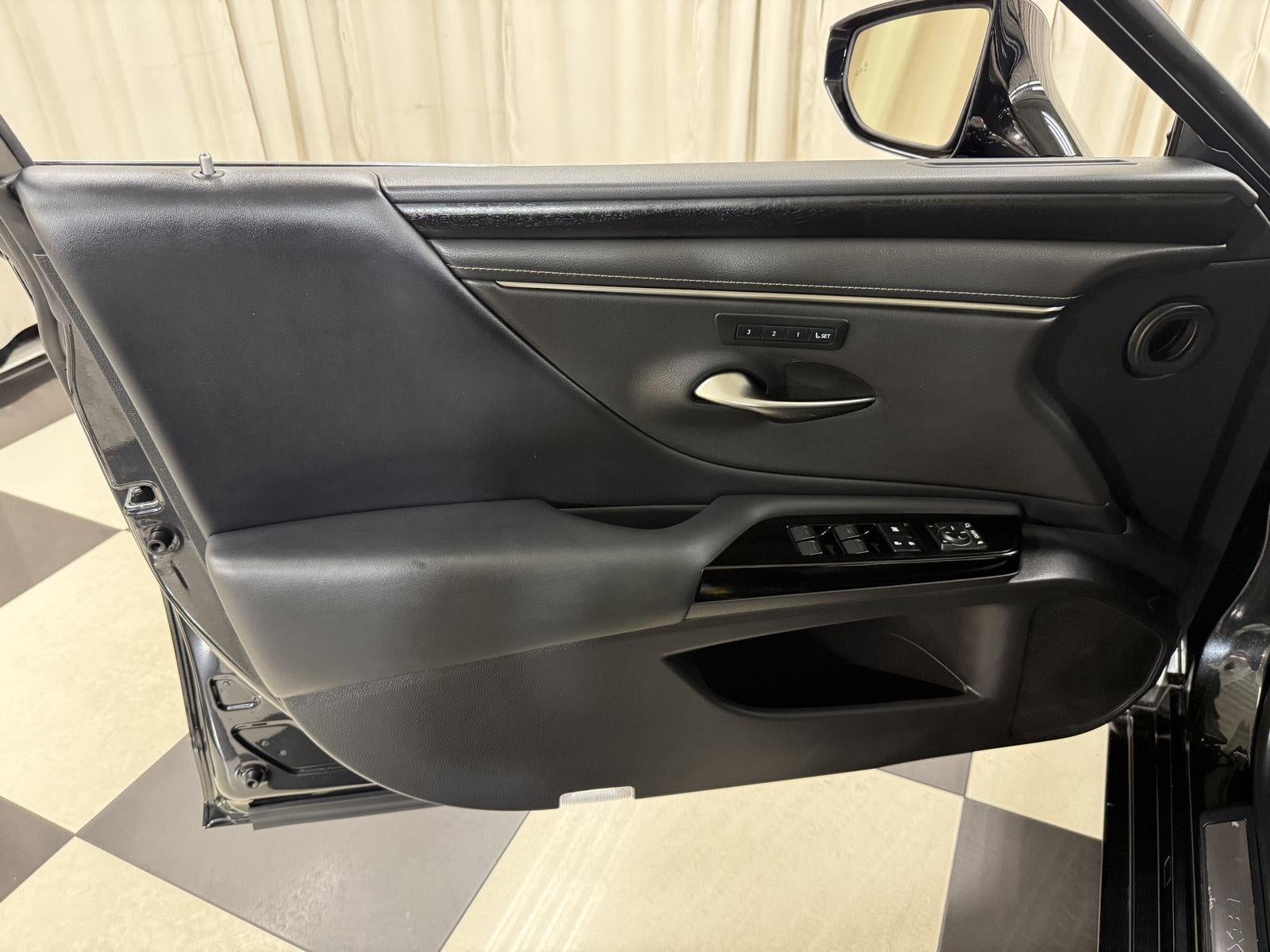 2022 Lexus Es ES 350