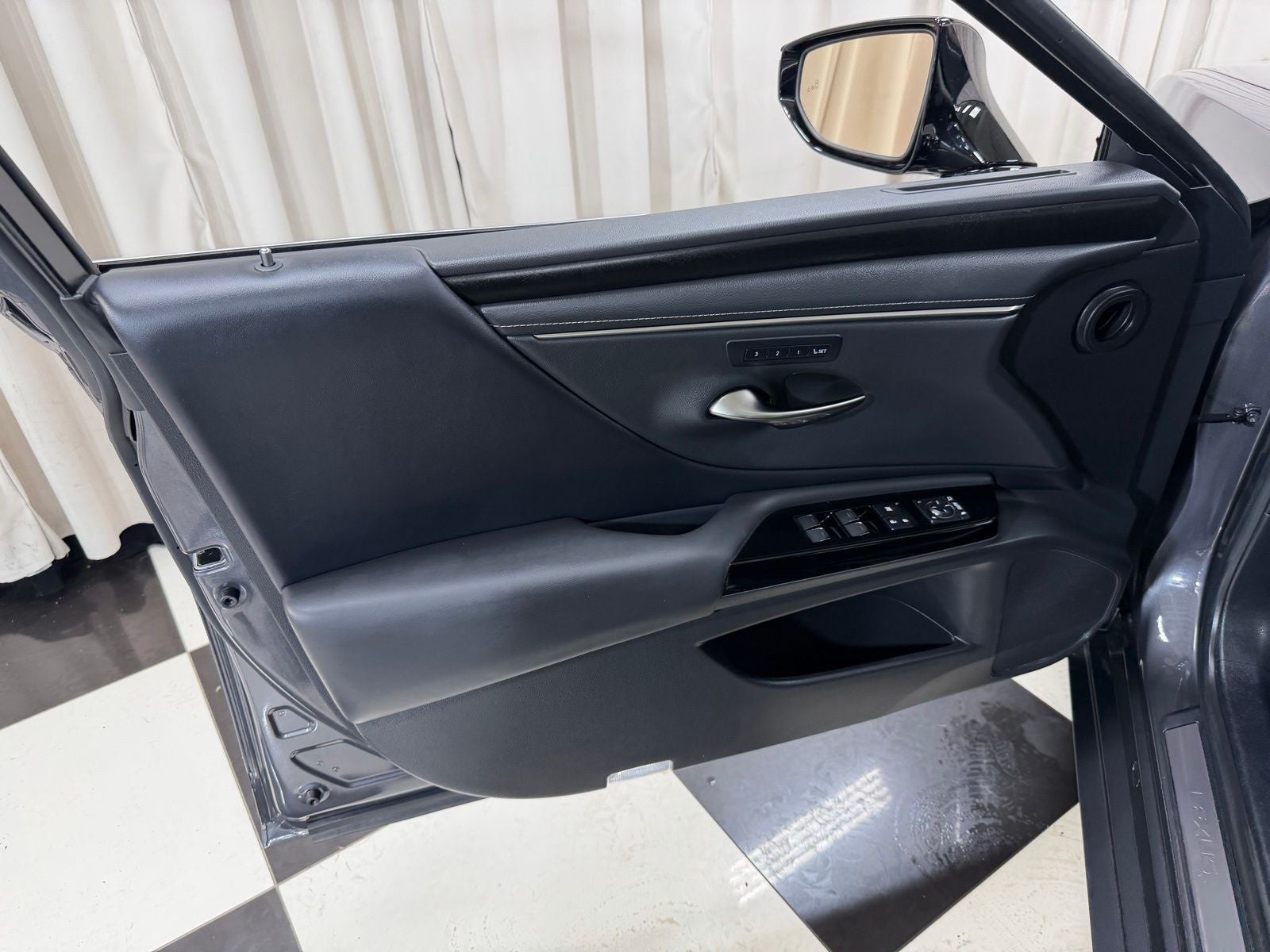 2022 Lexus ES 350