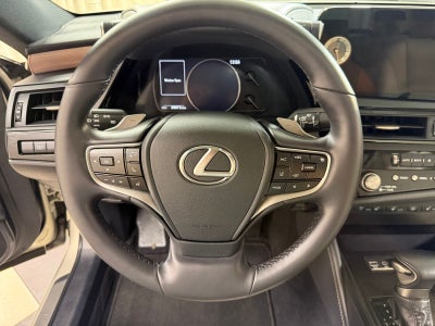 2025 Lexus ES 350