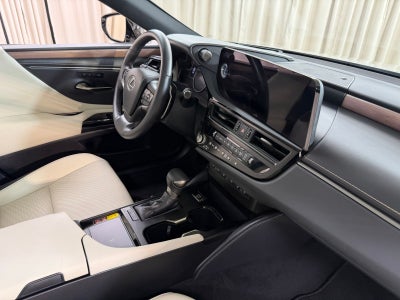 2025 Lexus ES 350