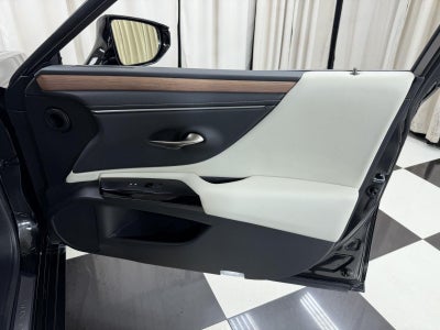 2025 Lexus Es ES 350