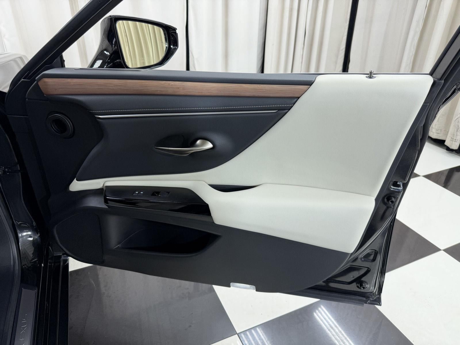 2025 Lexus Es ES 350