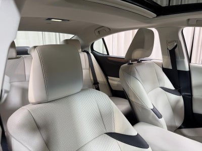 2025 Lexus Es ES 350