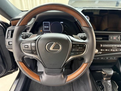 2024 Lexus ES ES 300h Luxury