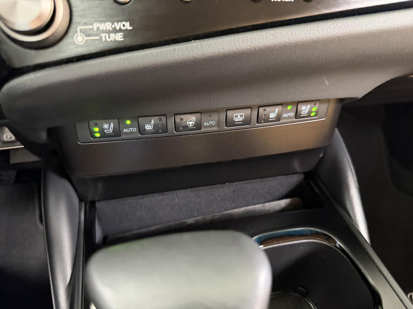 2024 Lexus ES ES 300h Luxury