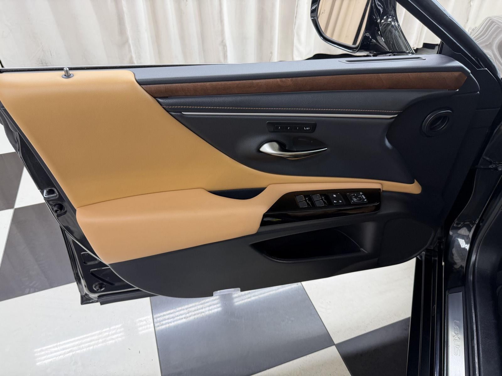 2024 Lexus ES ES 300h Luxury