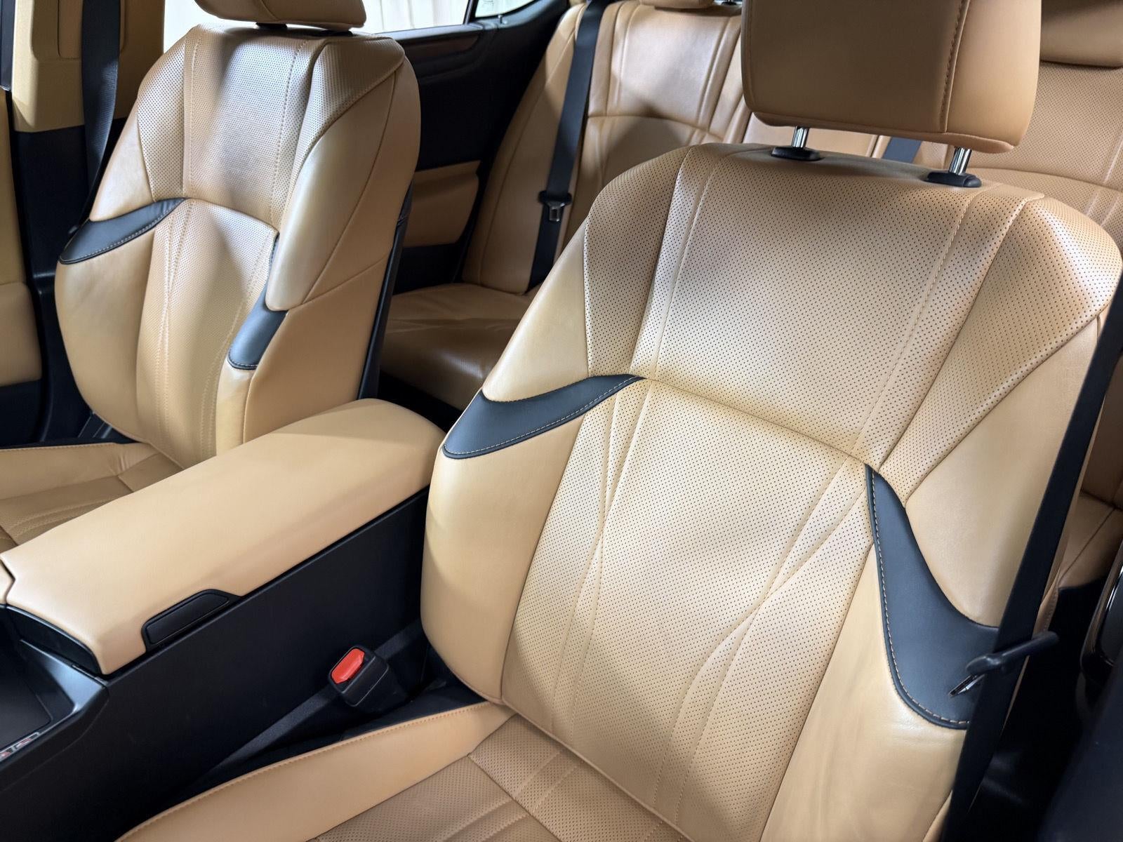 2024 Lexus ES ES 300h Luxury