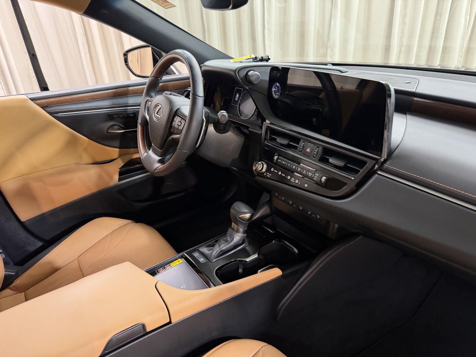 2024 Lexus ES ES 300h Luxury