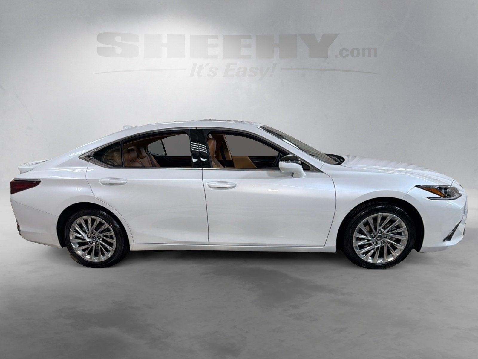 2023 Lexus ES 300h Luxury