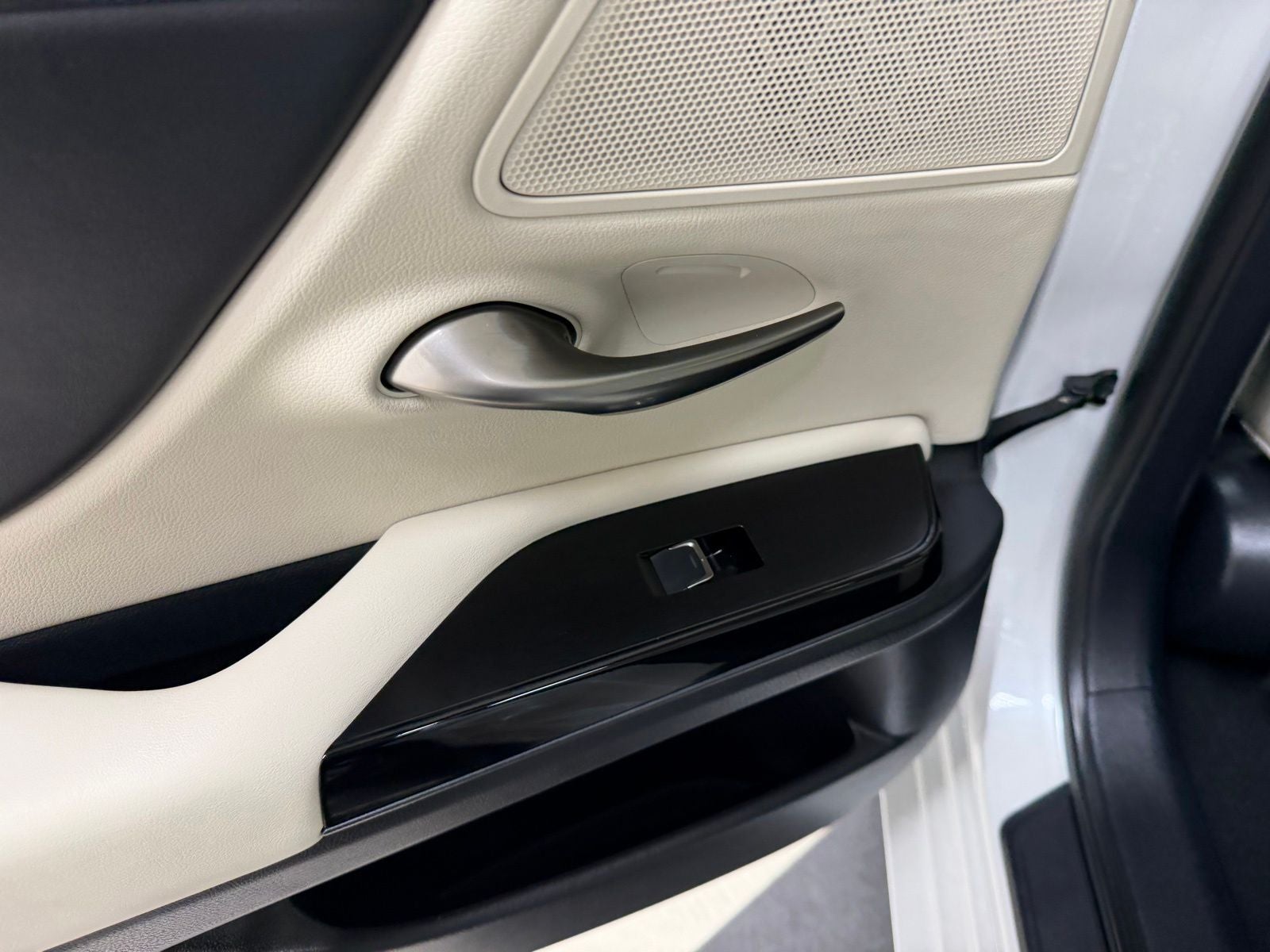 2024 Lexus ES 350 Luxury