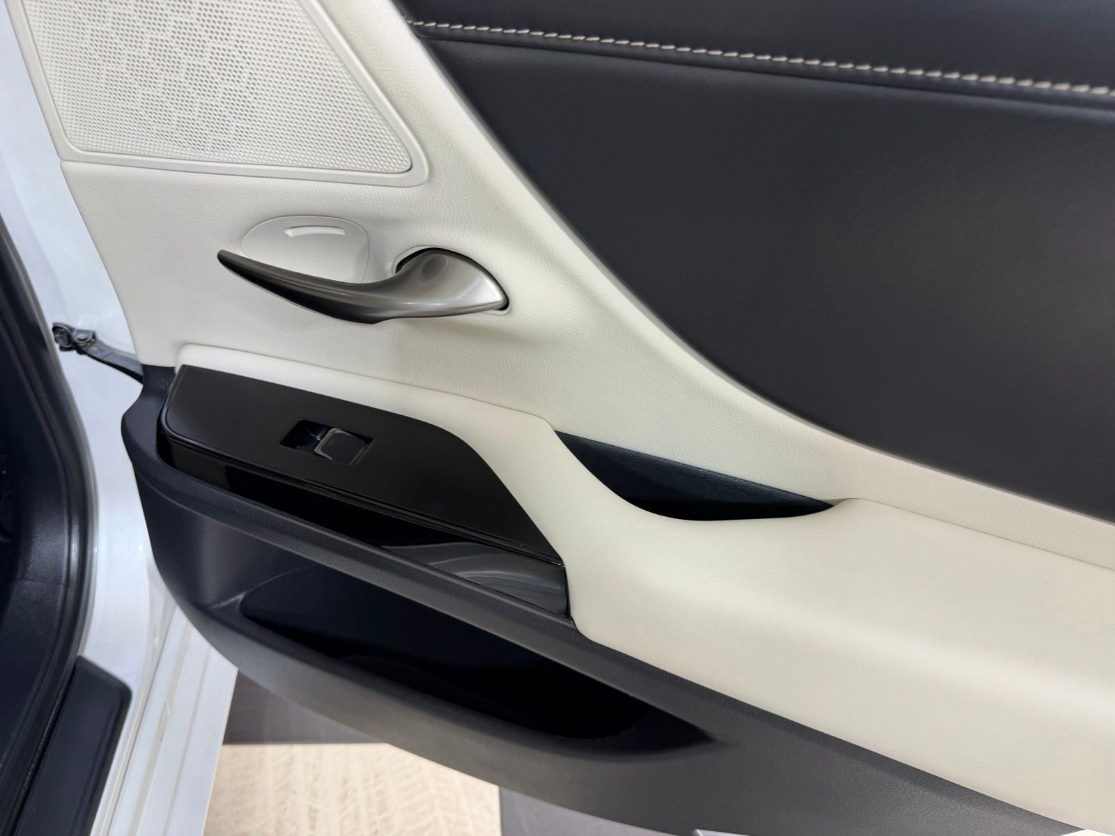 2024 Lexus ES 350 Luxury