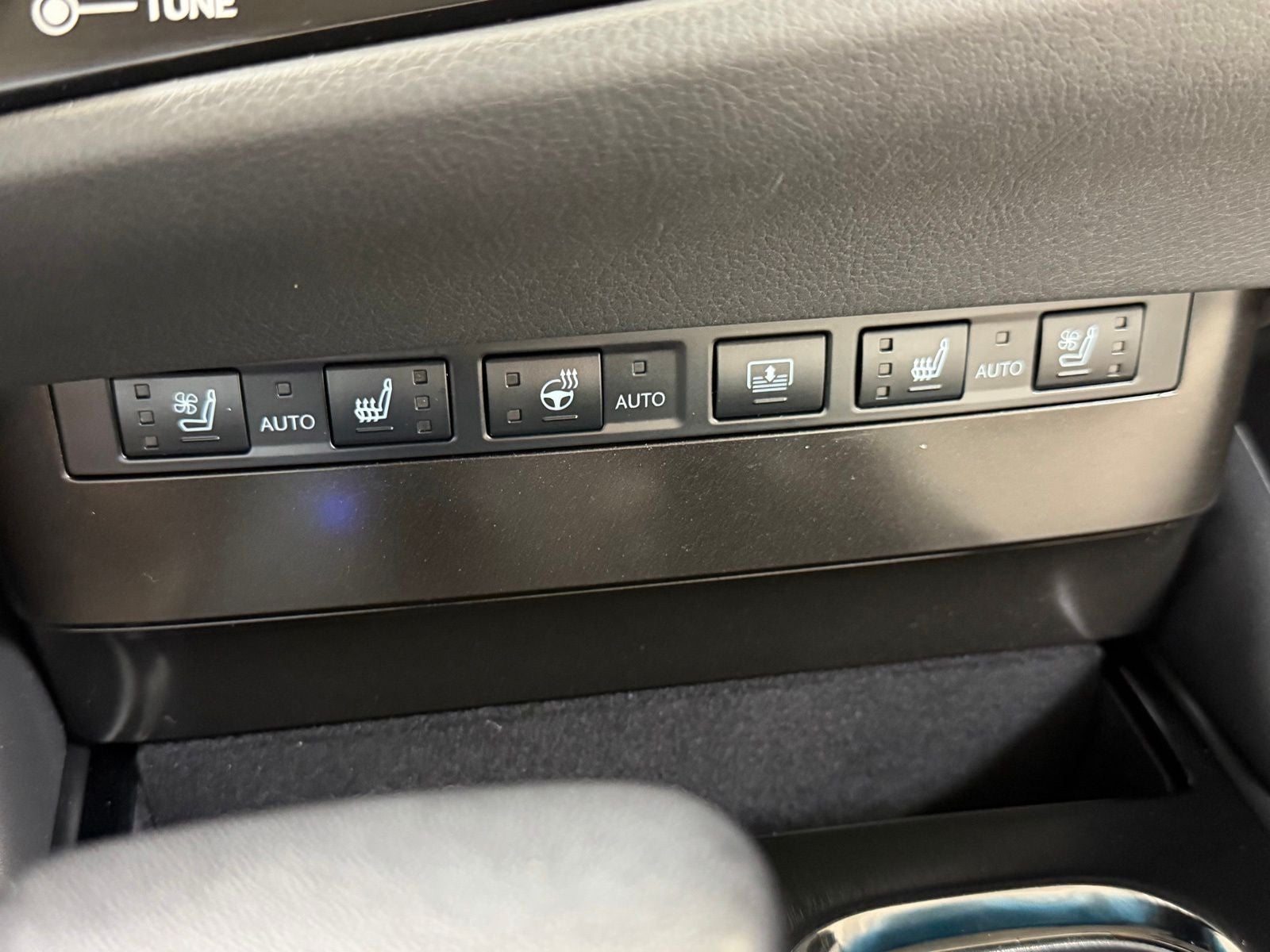 2024 Lexus ES 350 Luxury