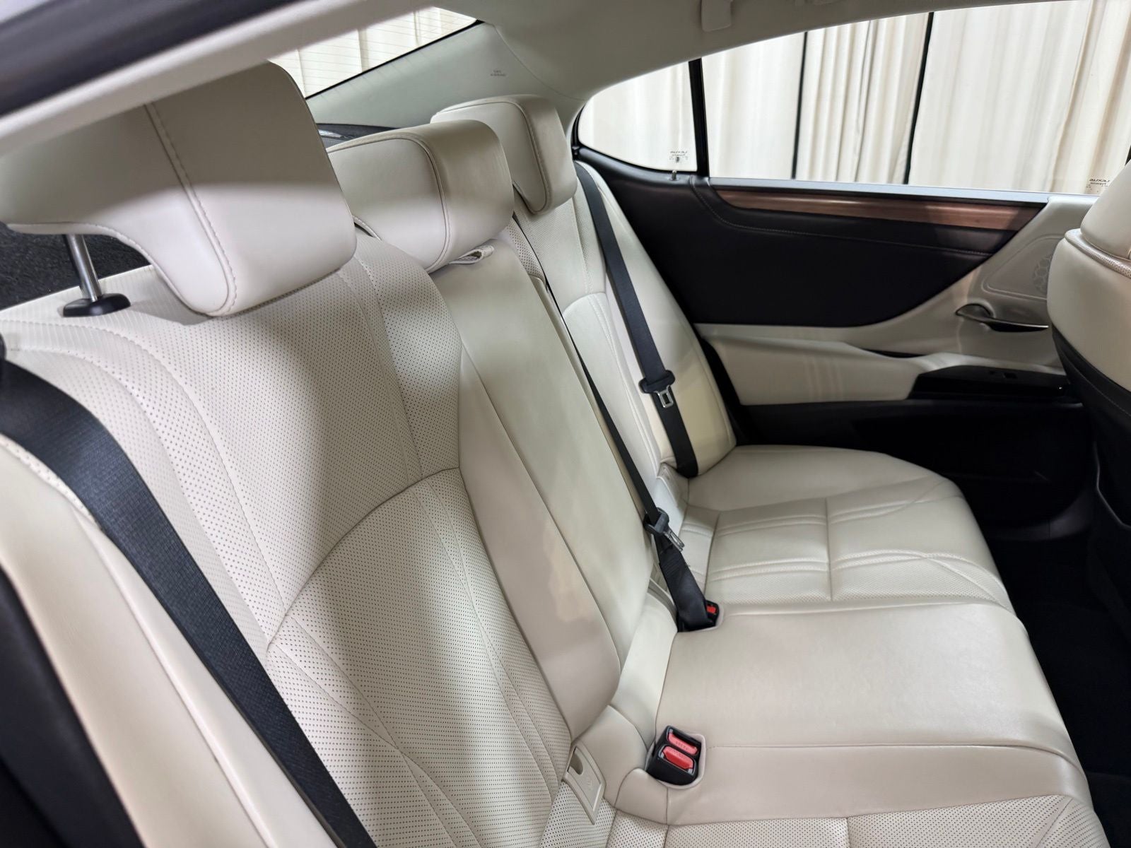 2024 Lexus ES 350 Luxury