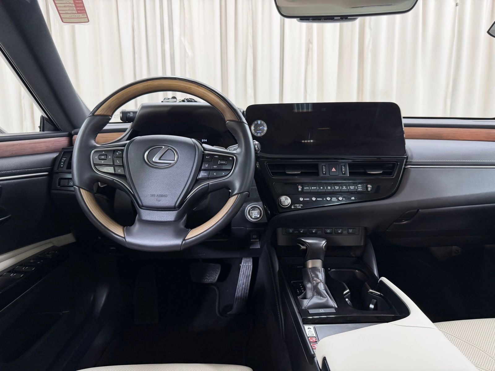 2024 Lexus ES 350 Luxury