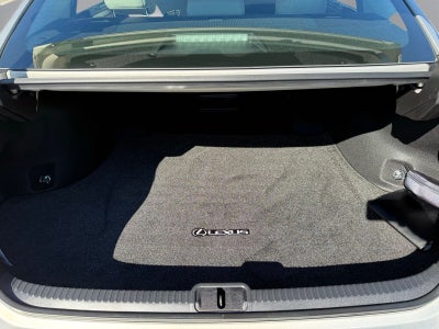 2023 Lexus ES 300h Ultra Luxury