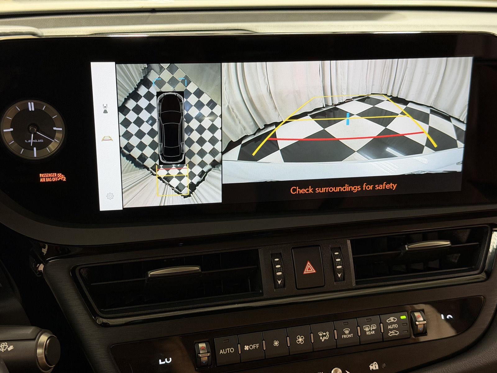 2025 Lexus ES ES 300h Ultra Luxury