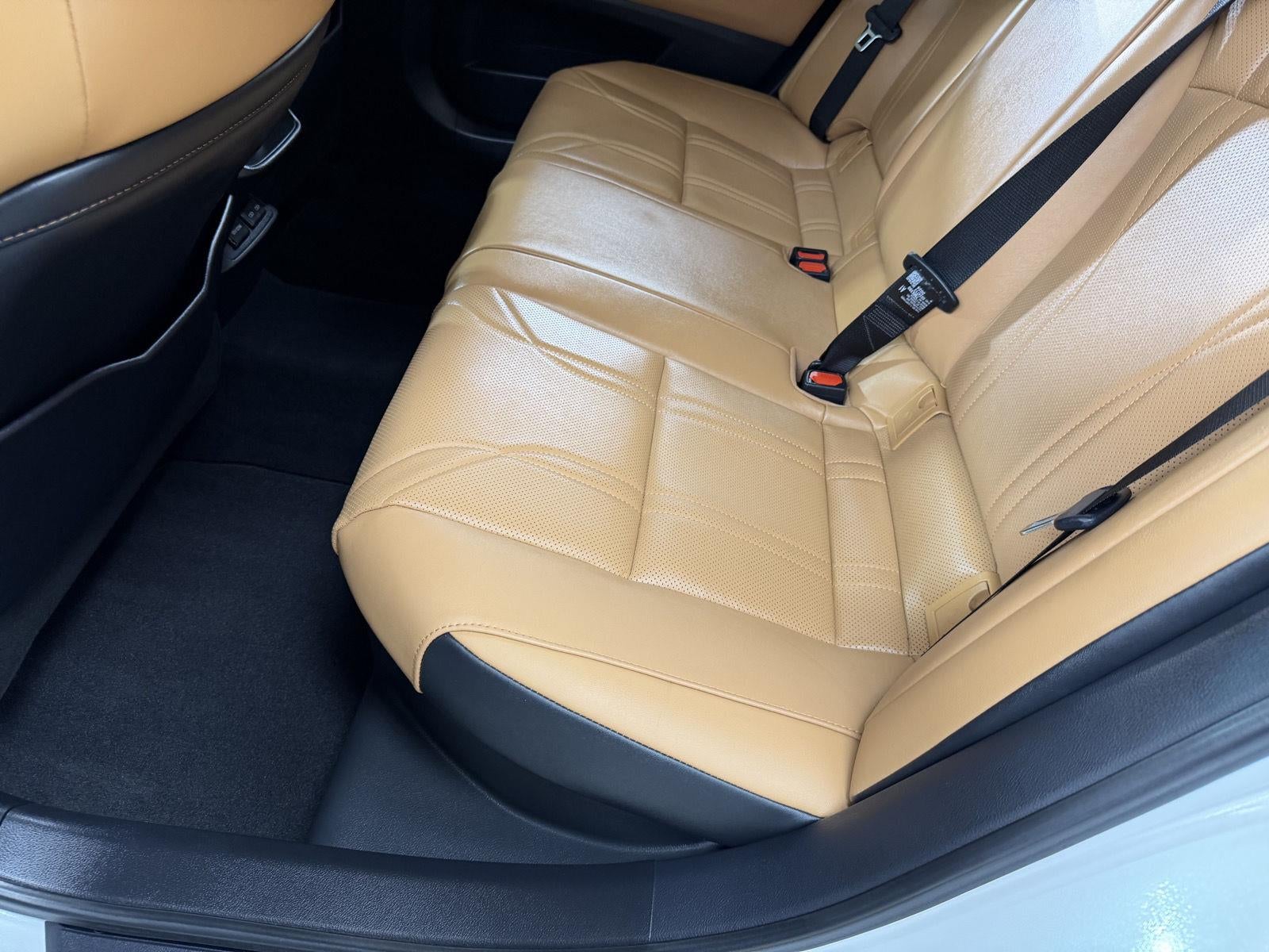 2025 Lexus ES ES 300h Ultra Luxury