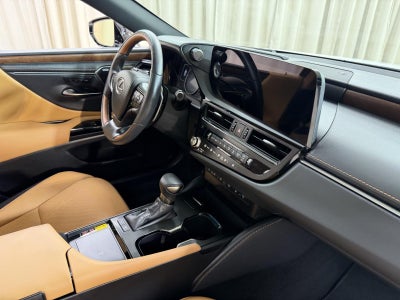 2025 Lexus ES ES 300h Ultra Luxury
