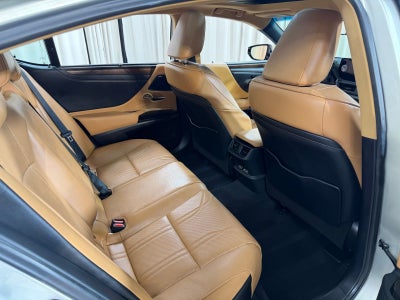 2025 Lexus ES 350 Ultra Luxury