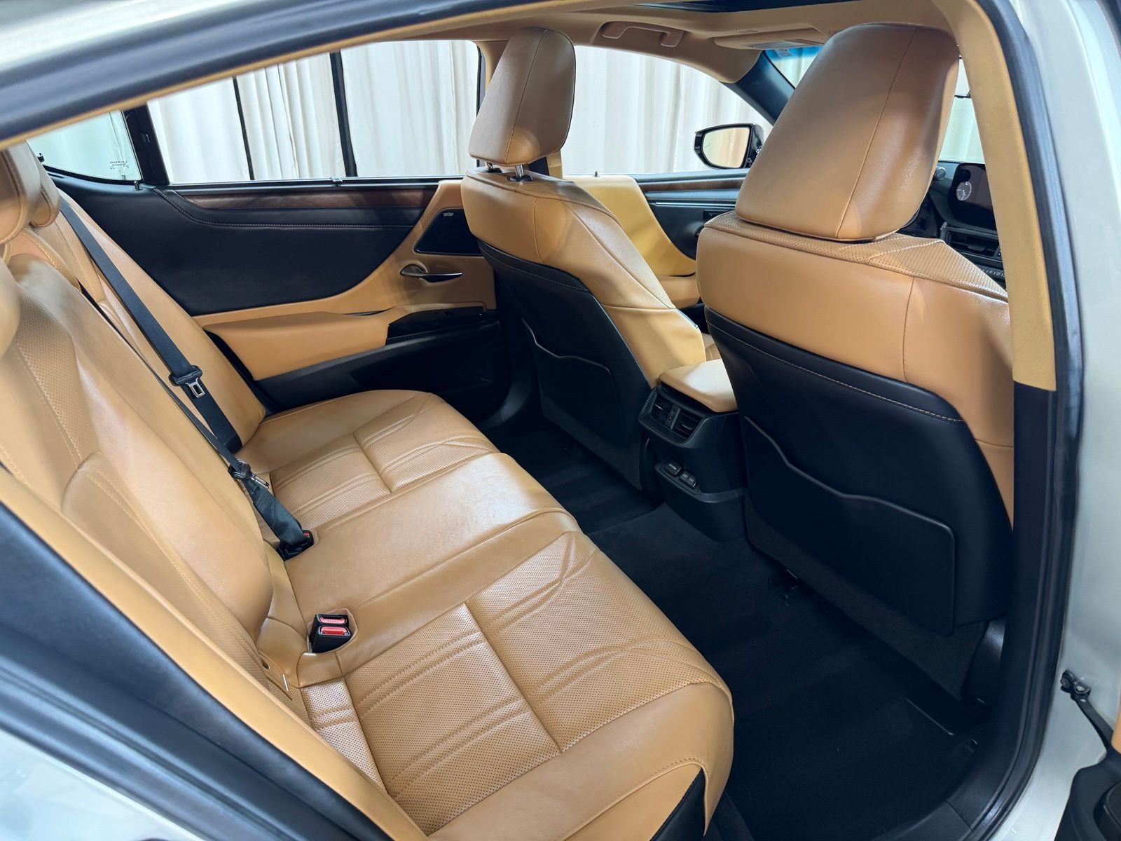 2025 Lexus ES 350 Ultra Luxury