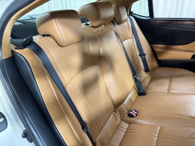 2025 Lexus ES 350 Ultra Luxury